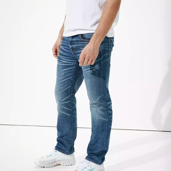 American Eagle Outfitters Other - AE AirFlex+ original straight denim jeans